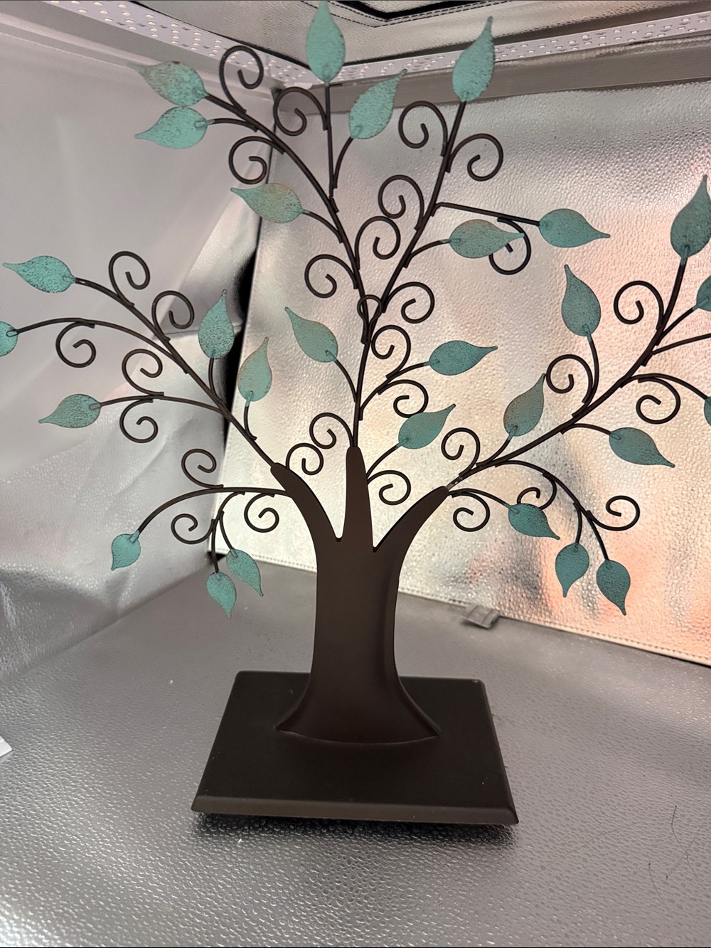 Hallmark Family Tree Ornament For Pictures or Ornaments.